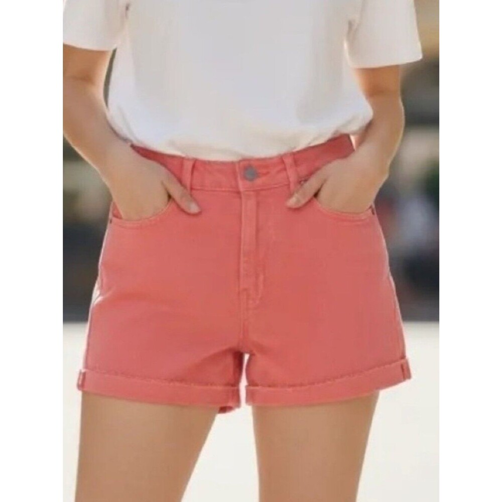 Just USA Coral Denim Shorts NWT Size 6 Mid Rise Cuffed Stretch Jean Shorts